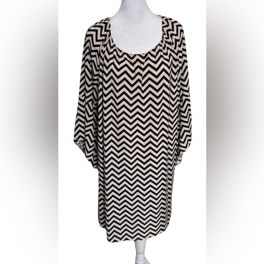 Tacera Chevron Print Shift Dress | Black & Cream | Size 1X | Boho Flowy